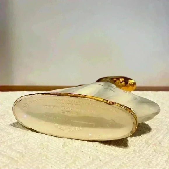 Vintage 1970 James Beam Liquor Decanter - Picture 5 of 5